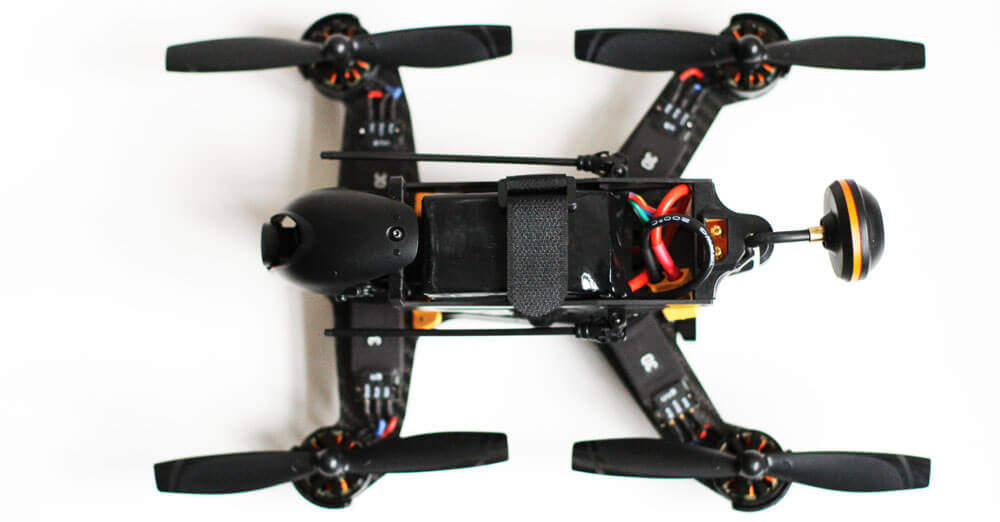 So sieht der Walkera F210 3D FPV-Racing Quadrocopter aus, nachdem er ausgepackt wurde
